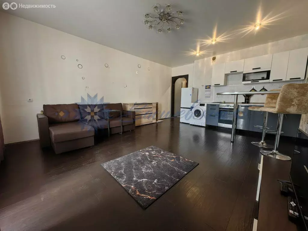 Квартира-студия: Новосибирск, улица Татьяны Снежиной, 31 (33 м) - Фото 0