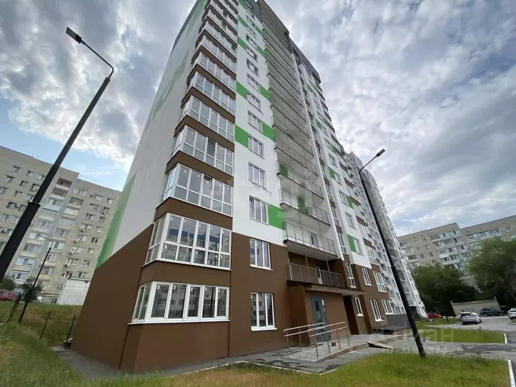 1-к кв. Саратовская область, Саратов Лунная ул., 25Б (44.9 м) - Фото 0