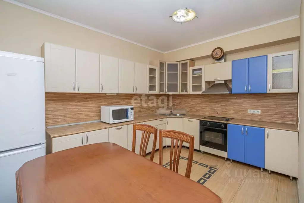 3-к кв. Тюменская область, Тюмень ул. Грибоедова, 13к3 (101.9 м) - Фото 2