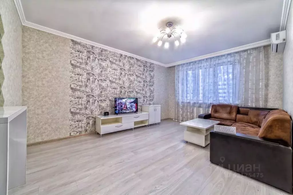 2-к кв. Татарстан, Казань ул. Сибгата Хакима, 52 (61.0 м) - Фото 1