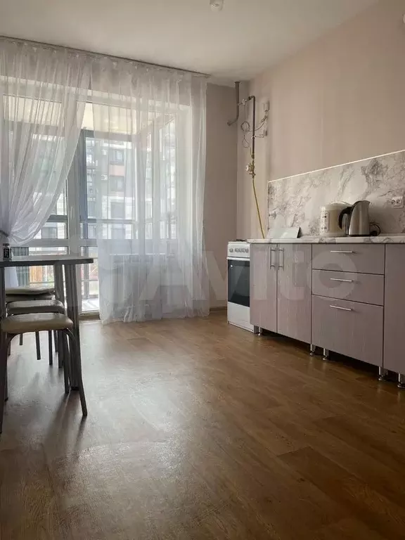 2-к. квартира, 74 м, 2/9 эт. - Фото 0