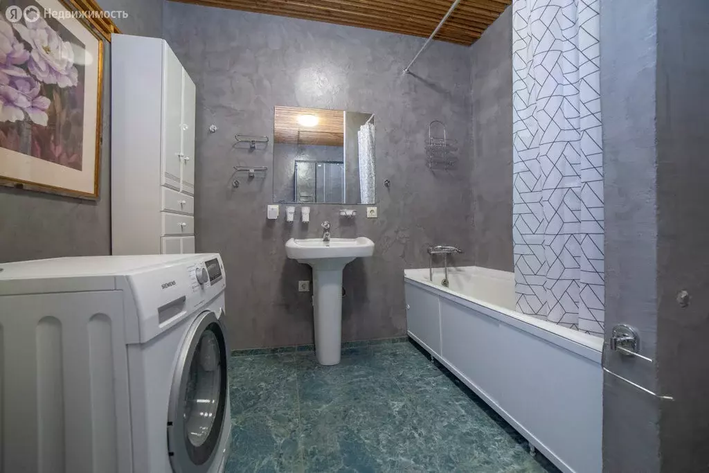 2-комнатная квартира: Екатеринбург, улица Гагарина, 27 (55.6 м) - Фото 1