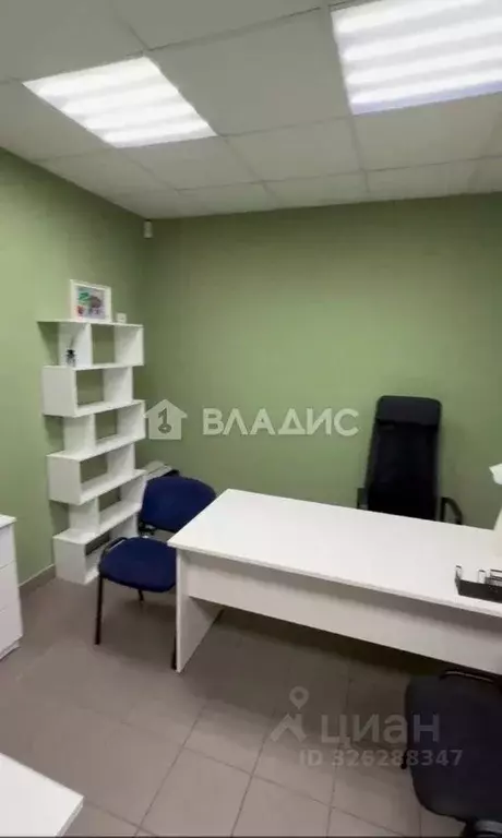 Офис в Калининградская область, Гурьевск Лесная ул., 3А (18 м) - Фото 1