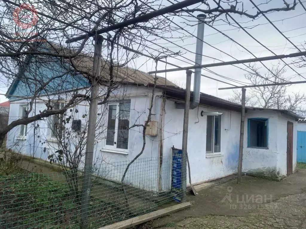 Дом в Крым, Ленинский район, с. Ильичево ул. Коммунаров, 125 (64 м) - Фото 2