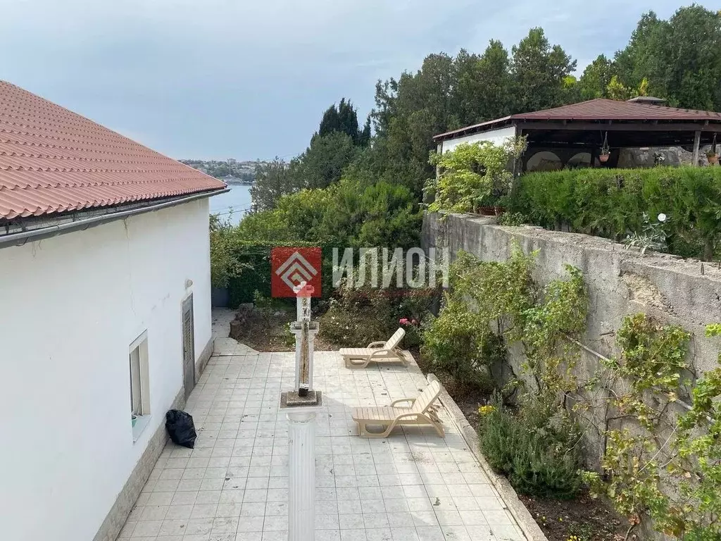 Дом в Севастополь ул. Слепнева, 1 (263 м) - Фото 2