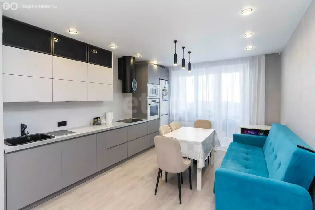 3-комнатная квартира: Тюмень, улица Павла Шарова, 23А (86.7 м) - Фото 2