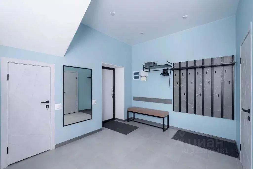 Дом в Тюменская область, Тюмень Садовая ул., 8 (150 м) - Фото 1