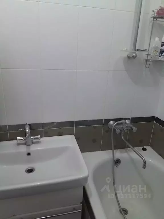 3-к кв. Липецкая область, Липецк ул. 4-я Пятилетка, 4 (71.0 м) - Фото 2