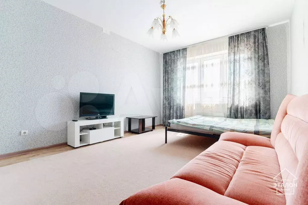 1-к. квартира, 37 м, 4/5 эт. - Фото 1