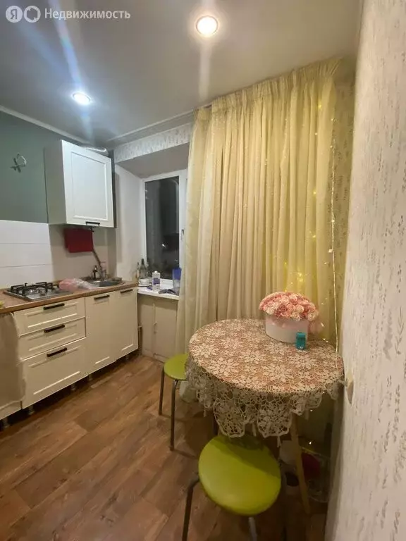 2-комнатная квартира: Брянск, улица Луначарского, 12 (43.9 м) - Фото 1