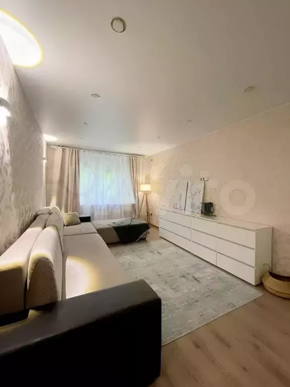 2-к. квартира, 45 м, 2/9 эт. - Фото 0