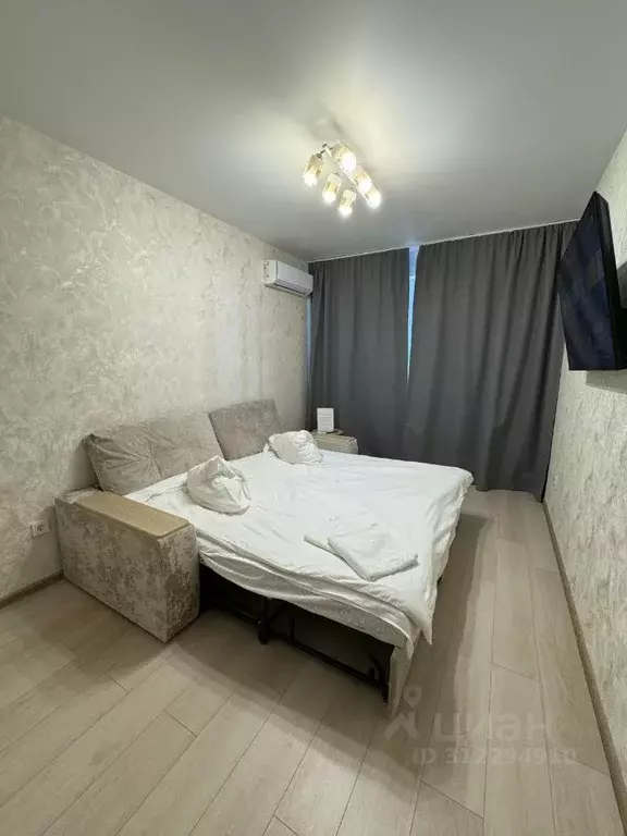 1-к кв. Волгоградская область, Волгоград ул. Степанищева, 4 (42.0 м) - Фото 1