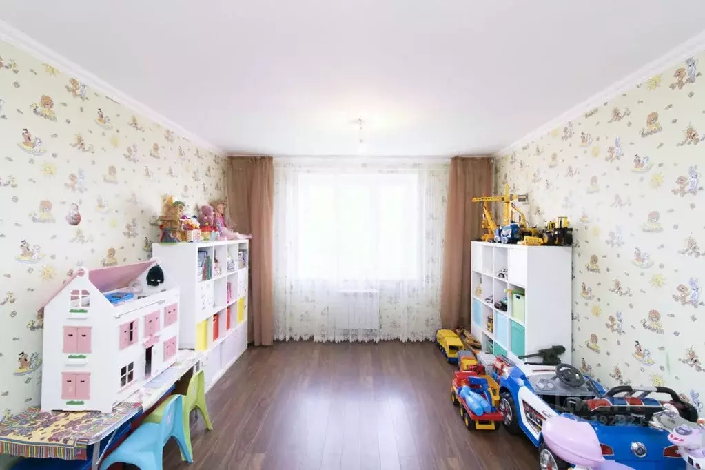 4-к кв. Тюменская область, Тюмень Фабричная ул., 9 (123.8 м) - Фото 1