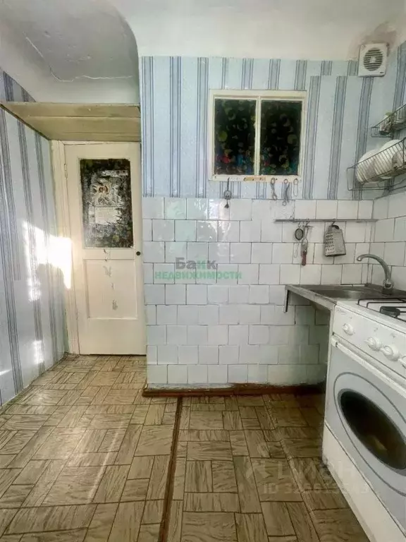 1-к кв. Саратовская область, Вольск ул. Калинина, 28 (29.4 м) - Фото 2