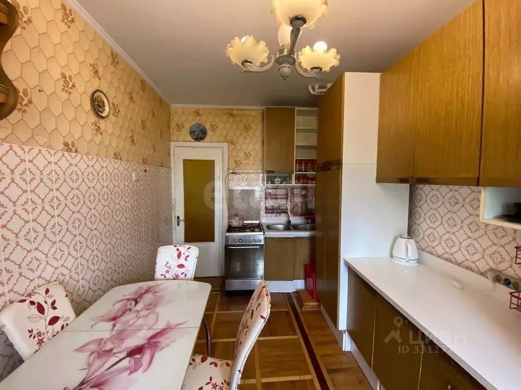 3-к кв. Крым, Симферополь ул. Куйбышева (66.3 м) - Фото 1