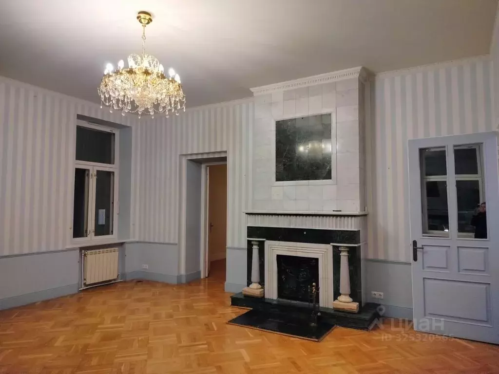 4-к кв. Москва ул. Петровка, 24С3 (150.0 м) - Фото 1