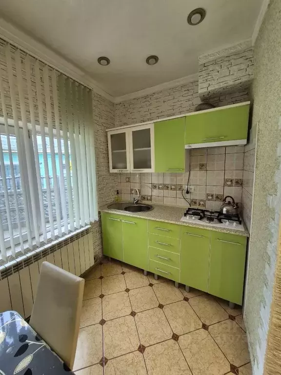 2-к кв. Крым, Феодосия ул. Куйбышева, 17А (45.0 м) - Фото 2