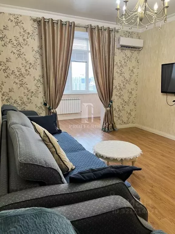 2-к кв. Дагестан, Махачкала просп. Насрутдинова (80.0 м) - Фото 1