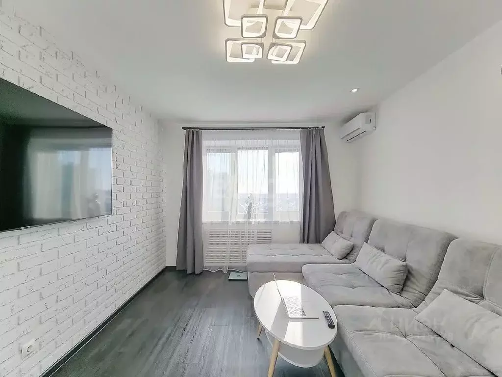 2-к кв. Башкортостан, Стерлитамак ул. Артема, 152 (50.4 м) - Фото 0