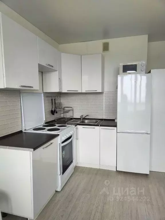 Студия Москва Десеновское поселение, ул. 3-я Нововатутинская, 11 (26.3 ... - Фото 1