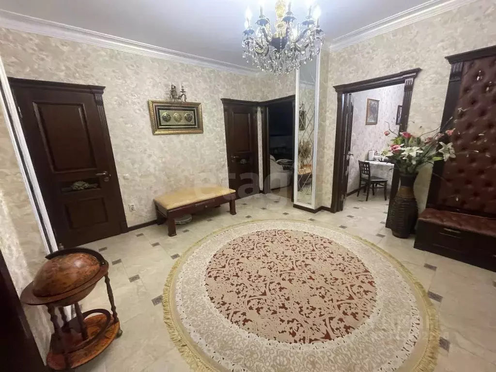 3-к кв. Дагестан, Махачкала ул. Гапцахская, 8 (111.0 м) - Фото 1