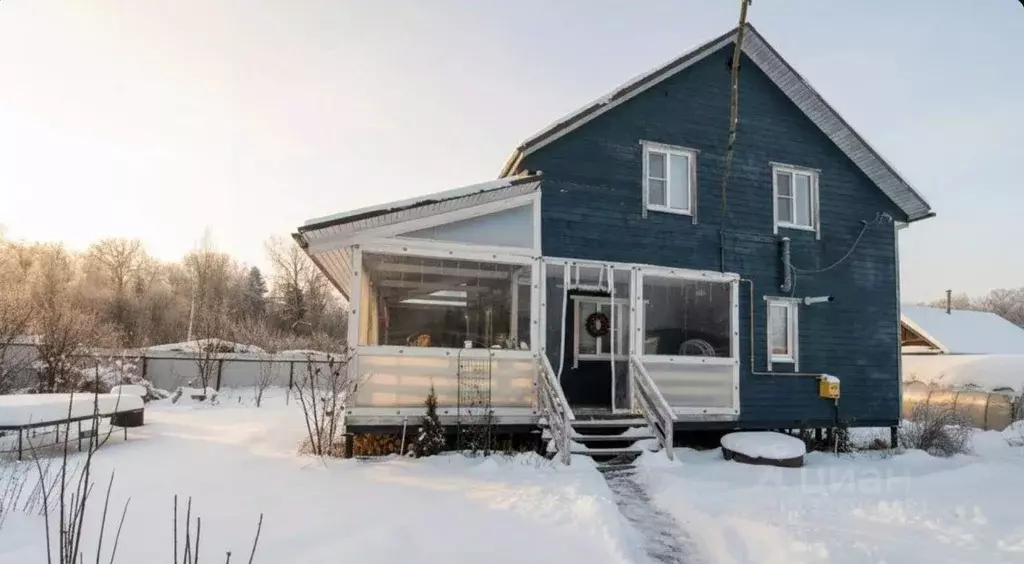 Дом в Ленинградская область, Кировский район, Синявинское городское ... - Фото 1