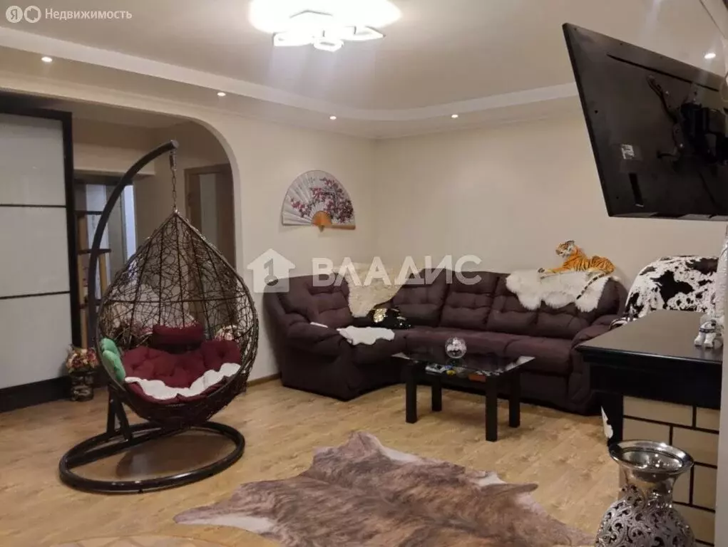 3-комнатная квартира: село Бессоновка, Сиреневая улица, 56 (69.1 м) - Фото 1