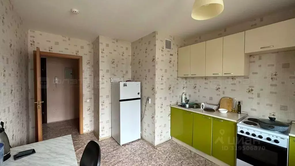 1-к кв. Татарстан, Казань ул. Чингиза Айтматова, 1 (37.7 м) - Фото 0