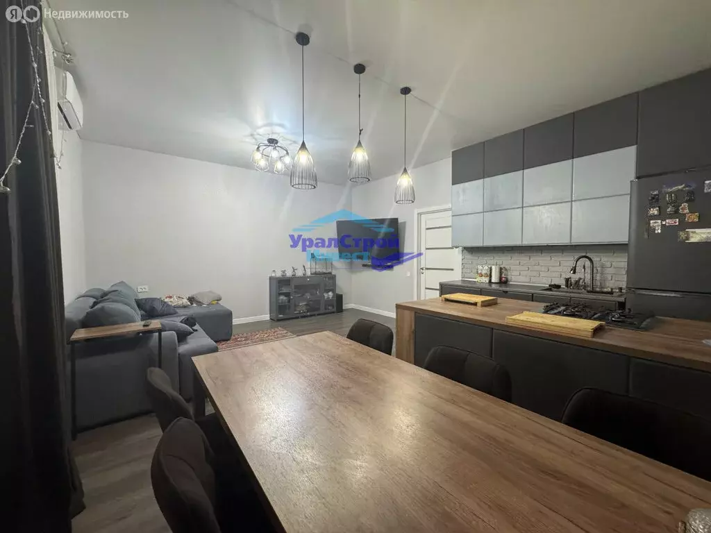 Дом в Октябрьский, улица Достоевского, 10 (120 м) - Фото 1