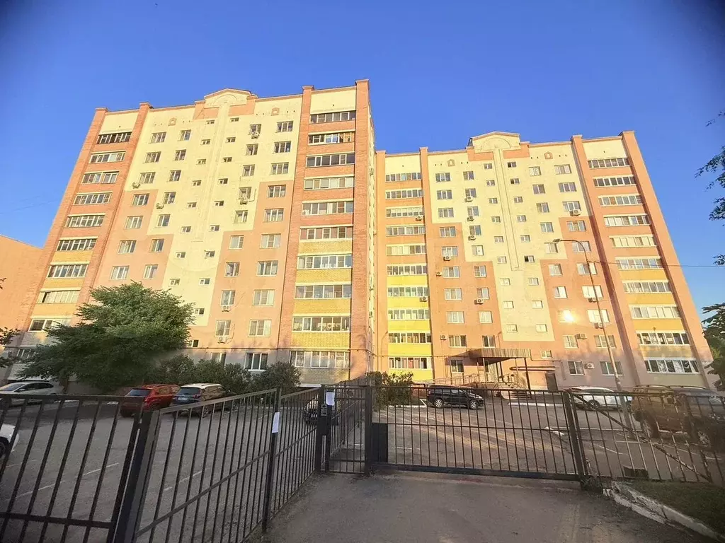 1-к. квартира, 43 м, 2/10 эт. - Фото 1