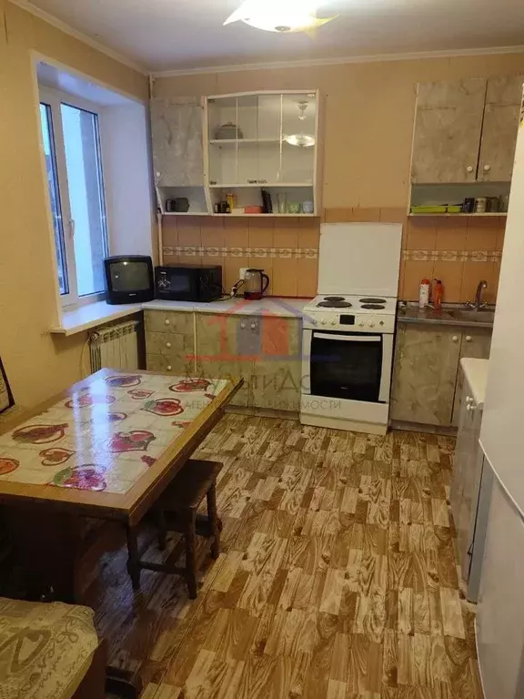 4-к кв. Белгородская область, Старый Оскол Дубрава мкр, 1 кв-л, 11 ... - Фото 0