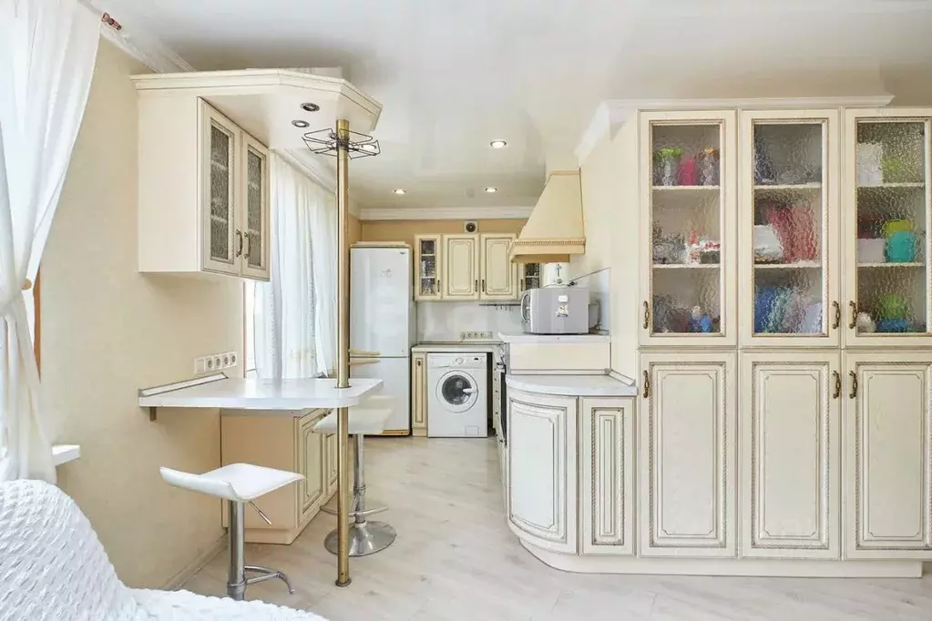 2-к кв. Тюменская область, Тюмень Кольский пер., 1 (58.9 м) - Фото 1