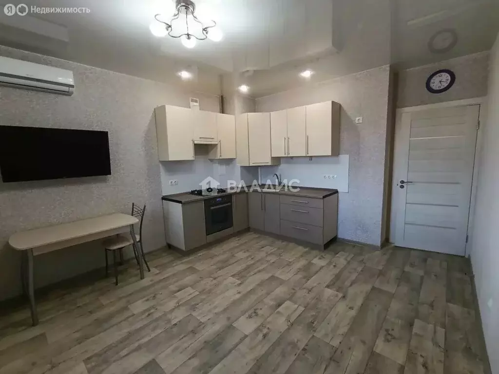 1-комнатная квартира: Волгоград, улица Пожарского, 350 (48 м) - Фото 2