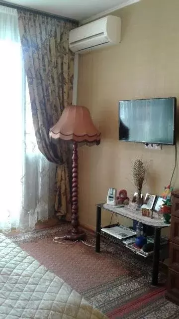 Продается 2-комнатная квартира - Фото 1