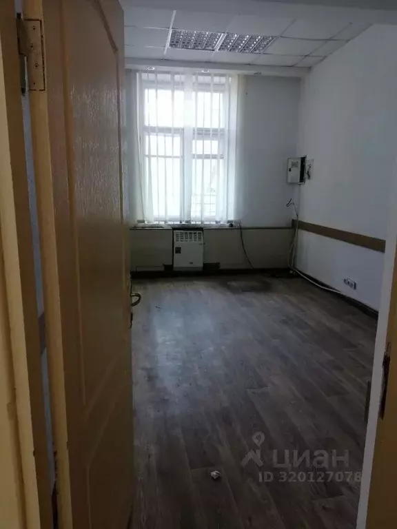 Помещение свободного назначения в Крым, Керчь ул. Советская, 15 (45 м) - Фото 0