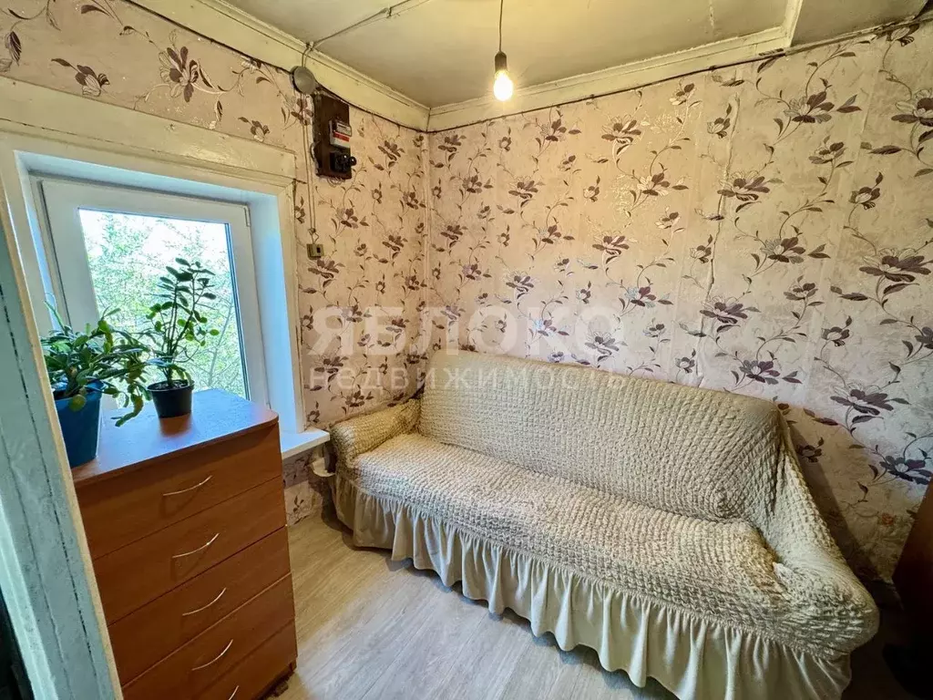 Дом в Пермский край, Усолье Усольский район, ул. Ушакова, 32 (28 м) - Фото 1