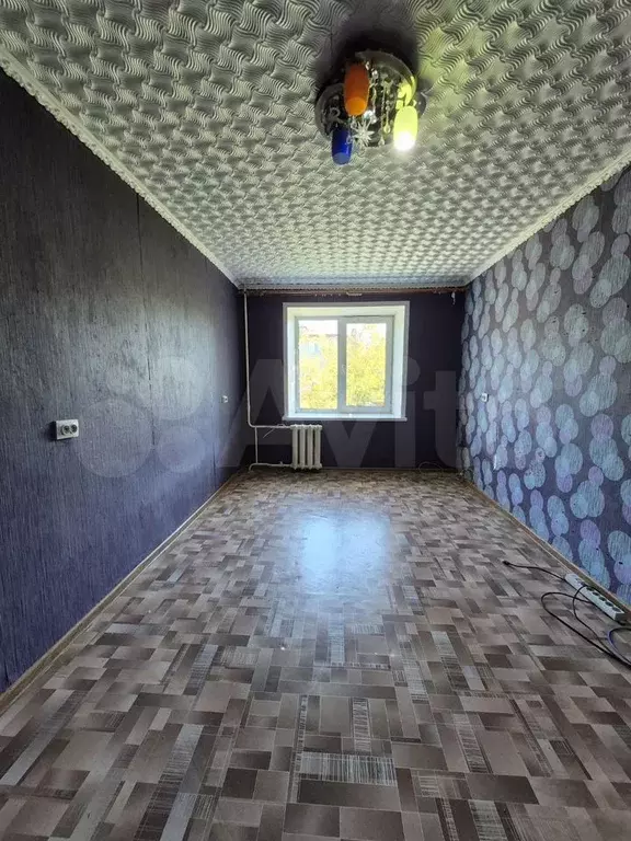 Комната 12,4 м в 4-к., 4/5 эт. - Фото 0