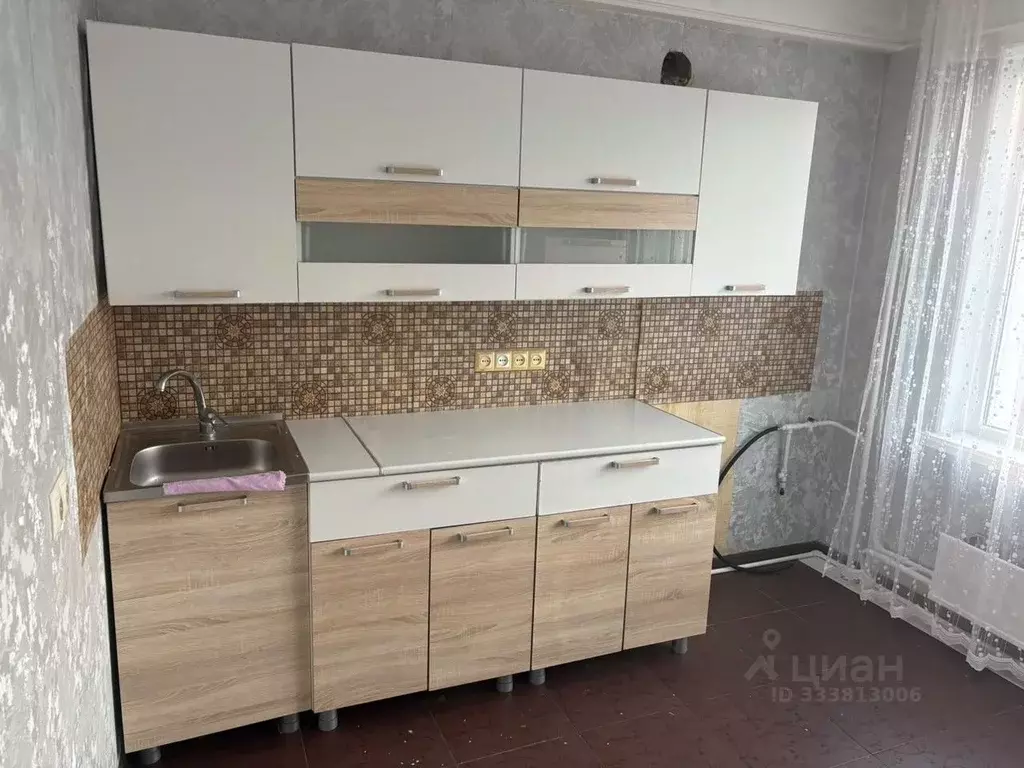 4-к кв. Дагестан, Махачкала ул. Декоративная, 10 (82.0 м) - Фото 1