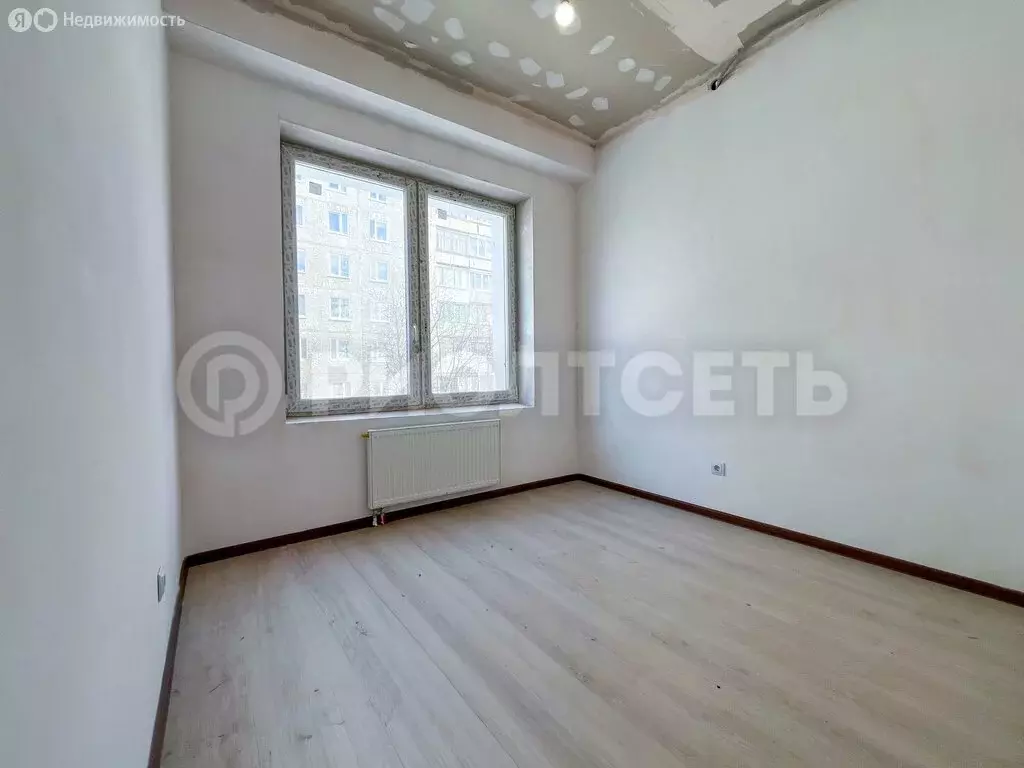 2-комнатная квартира: Мурманск, проезд Михаила Бабикова, 6А (51 м) - Фото 2