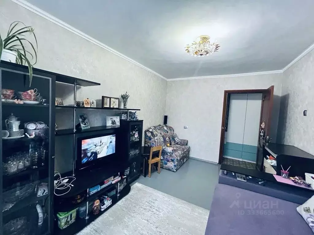 3-к кв. Крым, Симферополь ул. Гагарина, 16 (55.9 м) - Фото 1