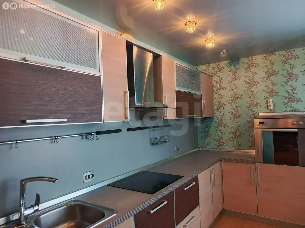 2-комнатная квартира: Аша, улица Петра Еремеева, 1 (68.2 м) - Фото 2