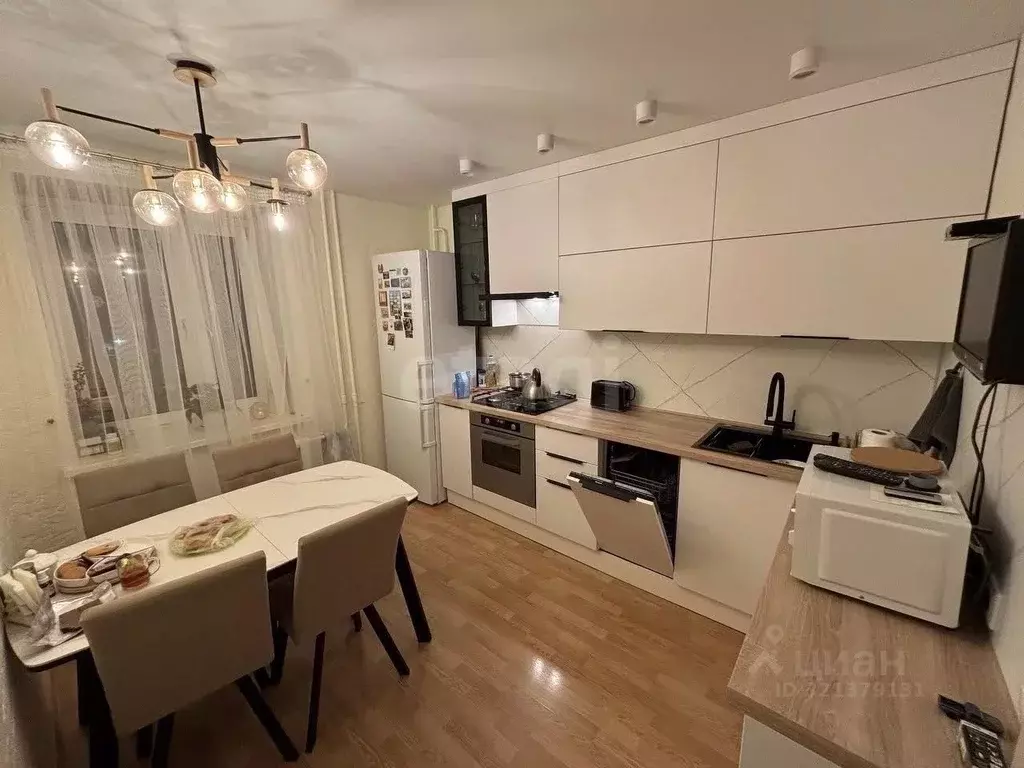 2-к кв. Пермский край, Пермский муниципальный округ, с. Фролы ул. ... - Фото 1