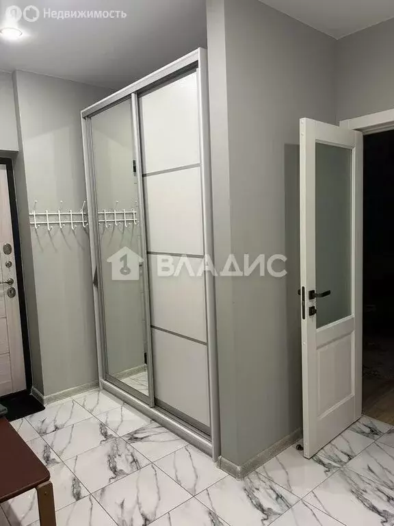 2-комнатная квартира: деревня Солманово, территория МЖК Изумрудная ... - Фото 1