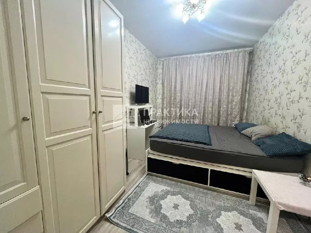 Продается 2-комнатная квартира - Фото 1