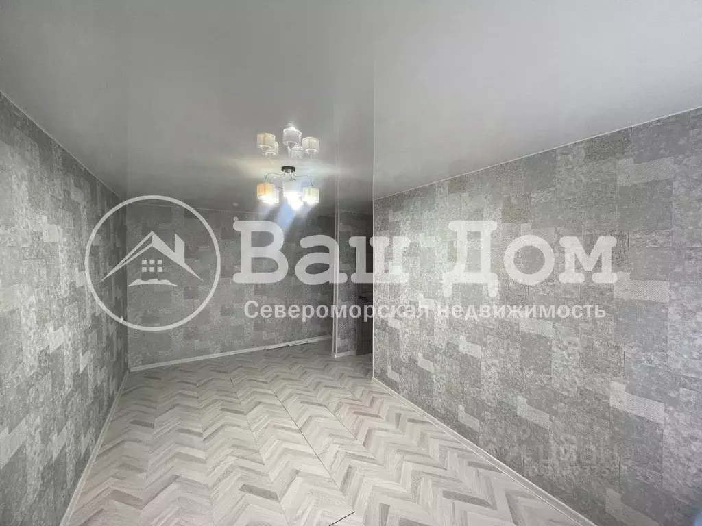 2-к кв. Мурманская область, Североморск Пионерская ул., 28 (39.2 м) - Фото 0
