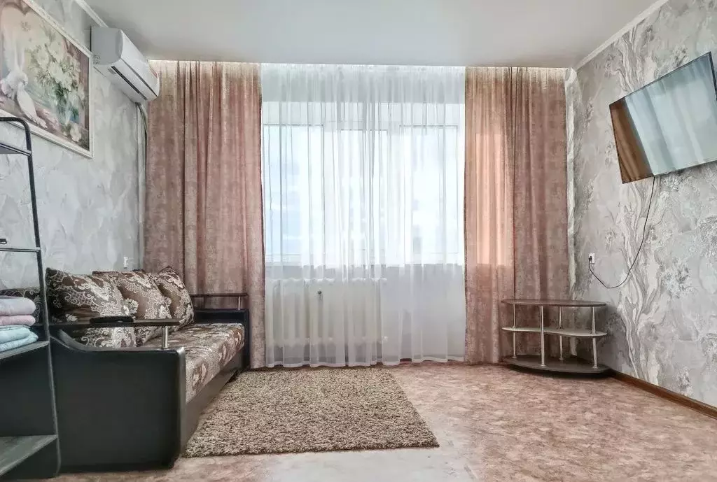 1-к кв. Татарстан, Нижнекамск просп. Шинников, 38 (40.0 м) - Фото 1