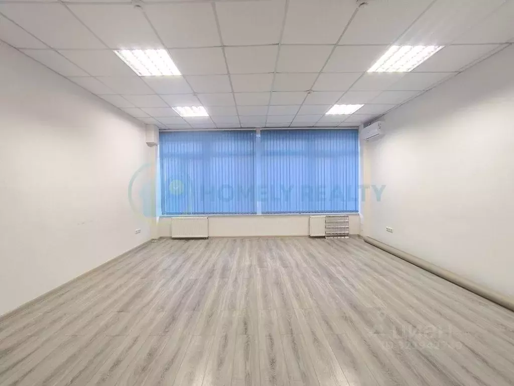 Офис в Севастополь просп. Генерала Острякова, 99А (33 м) - Фото 1