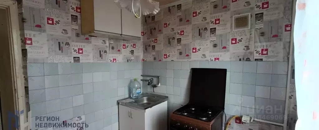 2-к кв. Карелия, Сегежа Карельская ул., 12А (42.5 м) - Фото 0