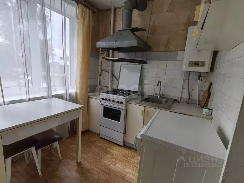 2-к кв. Брянская область, Сельцо проезд Горького, 12 (50.5 м) - Фото 1