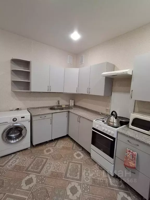 1-к кв. Ульяновская область, Ульяновск ул. Докучаева, 18 (46.0 м) - Фото 0